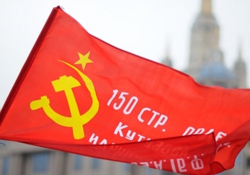 В Крыму установят флагштоки с копиями Знамени Победы