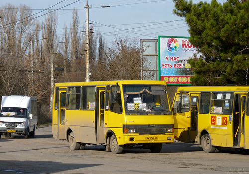 Правительство Санкт-Петербурга подарило администрации Симферополя автобус