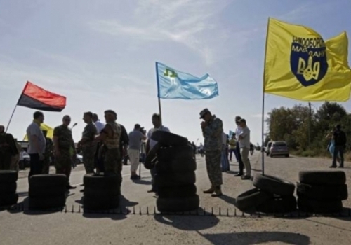 Украинские активисты собрались отмечать на Чонгаре годовщину блокады Крыма