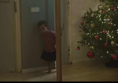 Новый рождественский ролик собрал уже более 6 миллионов просмотров (видео)