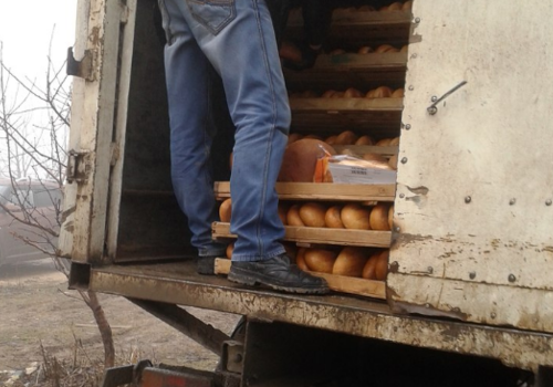 Как доставляют хлеб в крымские магазины - жуткие фото СКРИНШОТ