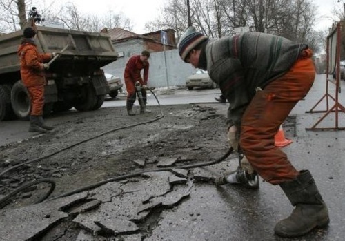 В Симферополе нет денег на ямочный ремонт дорог - Бахарев