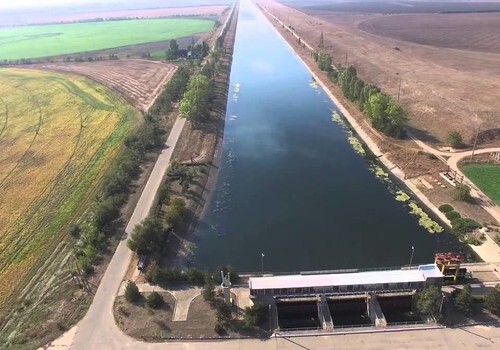 Украина пустила воду в Северо-Крымский канал