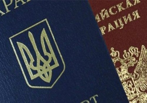 На Украине задумали лишить гражданства более двух миллионов жителей Крыма