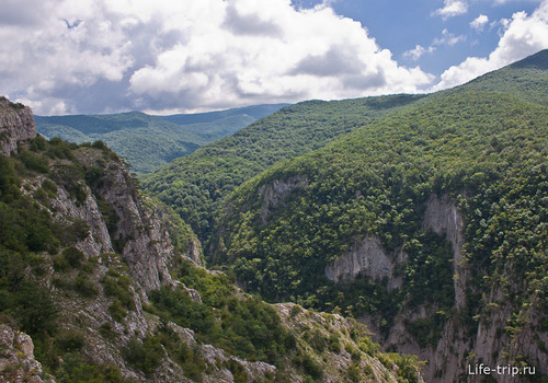 Большой каньон Крыма – небанальное путешествие ФОТО