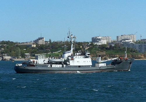 В Чёрном море после столкновения затонуло судно ЧФ