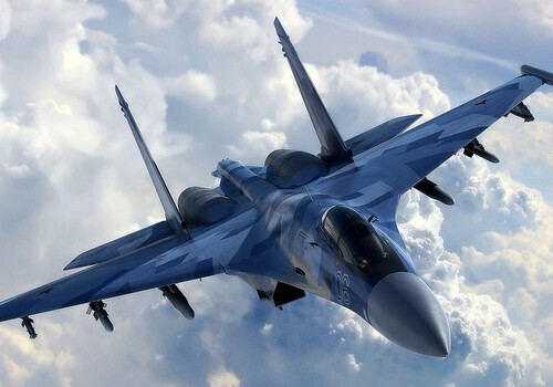 Российский истребитель заставил улепетывать от берегов Крыма американский самолет-разведчик