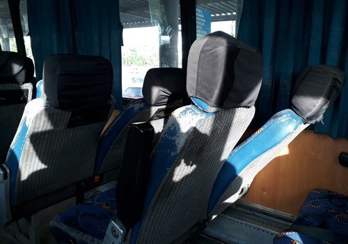 Крым встречает гостей на переправе "престарелыми" автобусами ФОТО, СКРИНШОТ