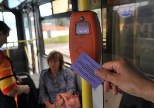С декабря севастопольцы смогут оплачивать проезд в транспорте единым билетом