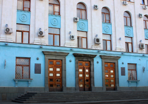 В Совете министров Крыма незаконно «добывали» криптовалюту