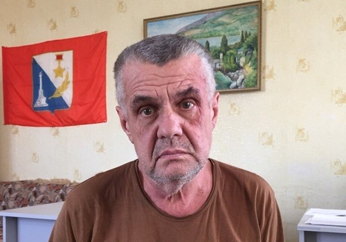 Крымчан просят опознать мужчину, потерявшего память