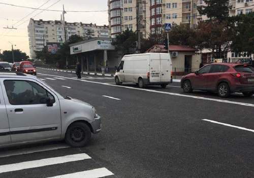 Севастопольским водителям вернут прерывистую линию у больничного комплекса