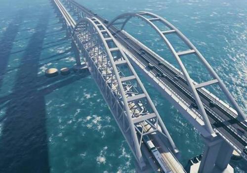 Пешеходное движение по мосту в Крым откроется до конца года
