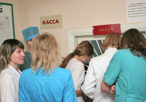 Приезжим в Крым врачам будут компенсировать аренду жилья