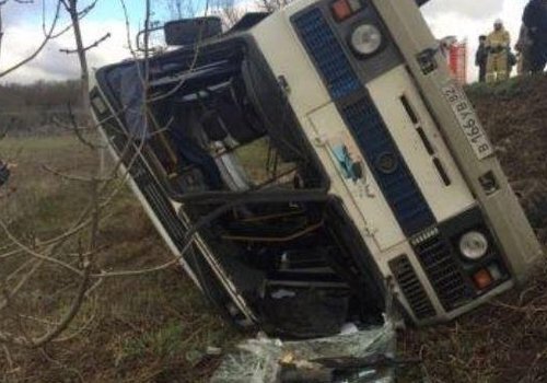 Под Симферополем перевернулся рейсовый автобус — семь человек в больнице ФОТО, ВИДЕО