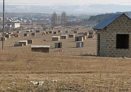 В Крыму выстроилась очередь из 10 тыс. человек на получение земли
