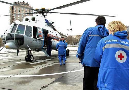 На место ДТП на трассе "Таврида" крымских врачей будут доставлять на вертолетах