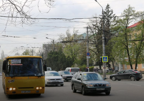 Аксенов объявил войну крымским перевозчикам: не соблюдают расписание и отказываются возить льготников