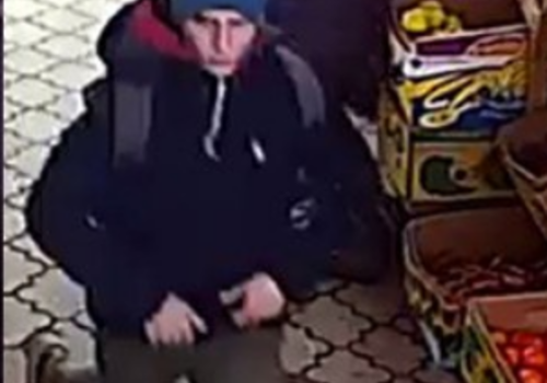В Симферополе полиция разыскивает парня, который украл у ветерана кошелёк с деньгами на рынке ФОТО