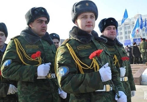 Автоквест и выставка военной техники: афиша мероприятий по крымским городам на День защитника Отечества