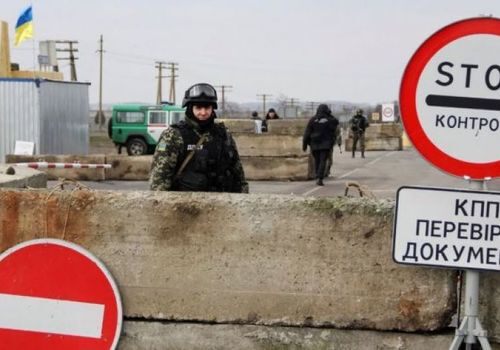 Крымчан просят не ездить в Украину