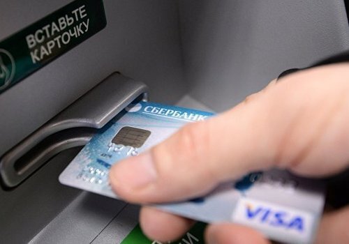 С 1 июля в Крыму пользователей будут обслуживать Сбербанк и ВТБ