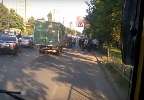 Загадочное ДТП в Крыму: автомобиль сам перевернулся на дороге ВИДЕО