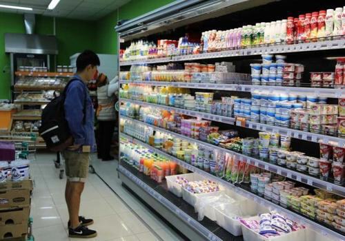 Сколько стоит еда в Крыму - эксперты сравнили цены на продукты с кубанскими