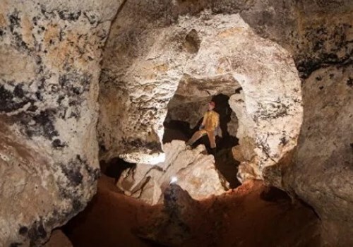 Найденной в Крыму пещере дали название