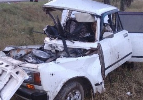 ДТП в Крыму: ВАЗ разорвало на части, водитель и пассажир погибли ФОТО