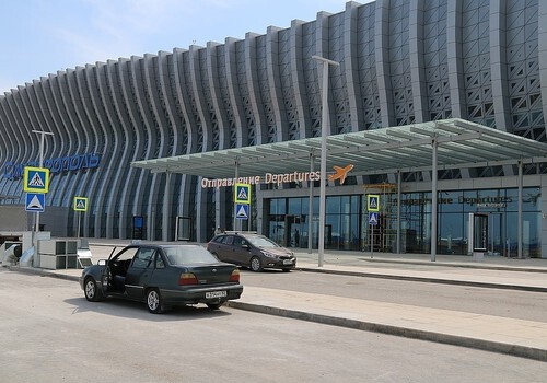 В аэропорту «Симферополь» задержали пять рейсов