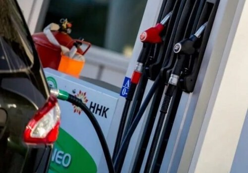 После открытия Крымского моста для движения грузовиков в Крыму увеличились цены на бензин