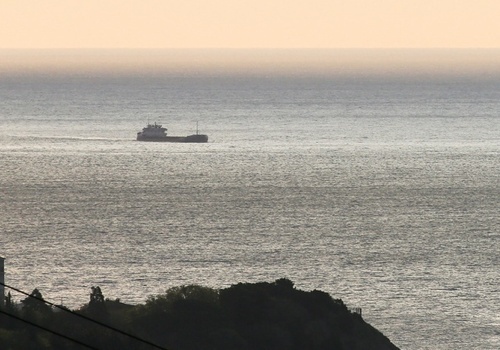 В Черном море затонул теплоход с металлоломом, экипаж спасен