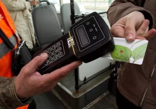 В крымских троллейбусах вводят оплату проезда банковскими картами