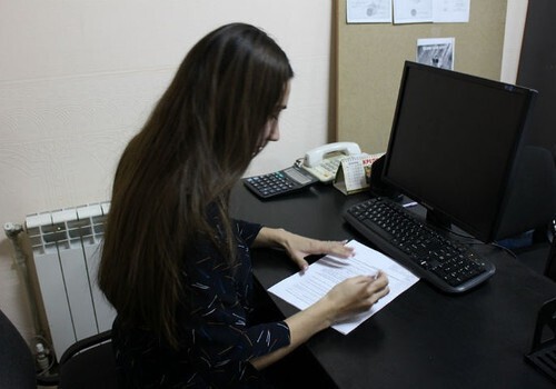 «Приходилось ночевать под дверями МВД»: Почему переселенцам с юго-востока Украины так сложно получить гражданство РФ