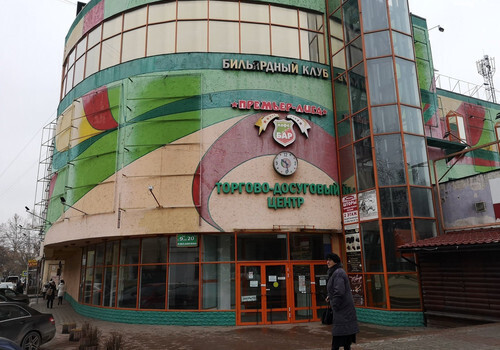 Полгода в центре Симферополя закрыт ТЦ - возобновить работу не разрешает МЧС ФОТО