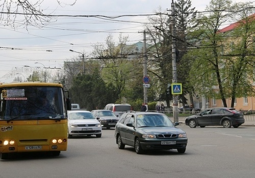 В Крыму установили новый тариф на проезд, он на 10 рублей меньше севастопольского