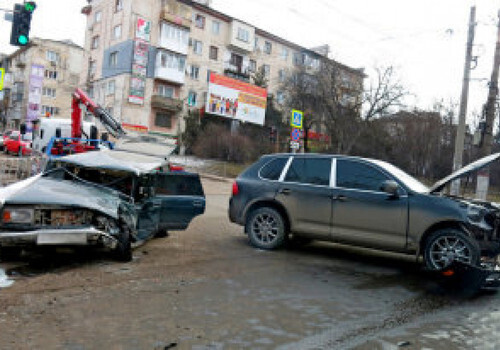 В Крыму повысились тарифы на эвакуацию и хранение авто