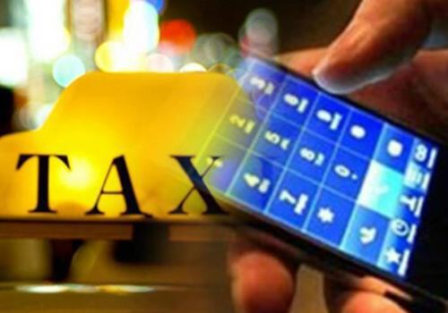 В Севастополе таксист украл мобильник у клиента