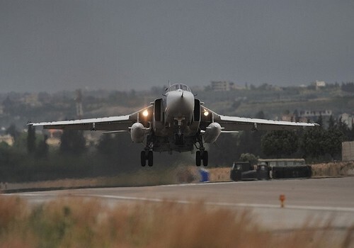 В Крыму 6 самолетов Су-24 сменили основные аэродромы на запасные