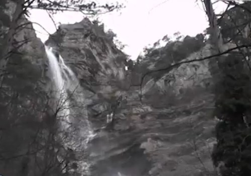 В преддверии весны водопад Учан-Су набирает силу ВИДЕО
