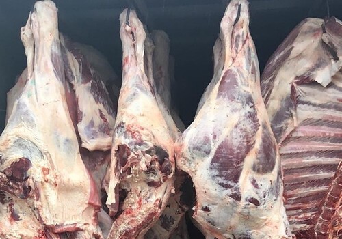 В Крыму уничтожили почти 10 тонн краснодарского мяса "без маркировки"