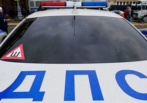 Полицейская машина в Крыму врезалась в "Жигули" ФОТО