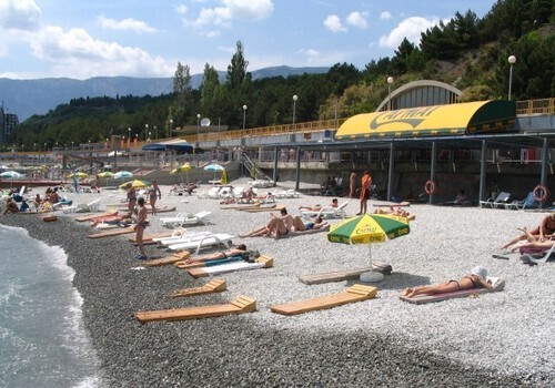 Власти обещают, что летом в Крыму будут работать 460 пляжей