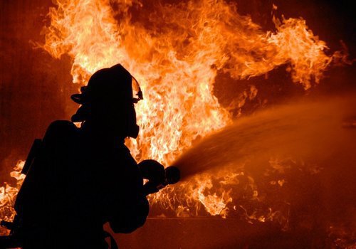 В Коктебеле два часа тушили пожар ФОТО