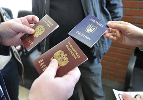 Гражданство в лучшую жизнь: удивительные истории крымчан без паспортов