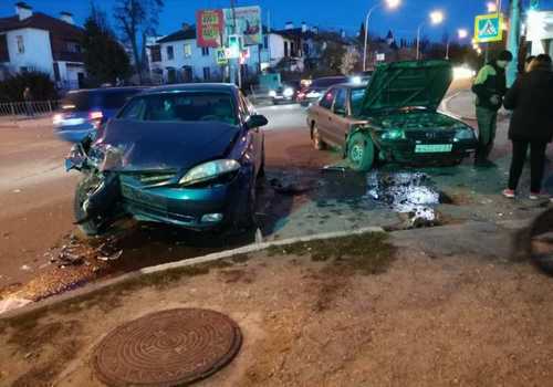 В Севастополе водитель без прав врезался в пьяного водителя ФОТО
