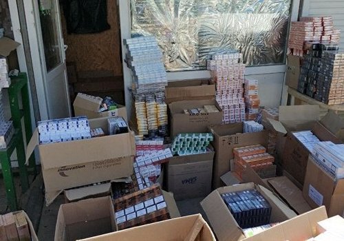 Контрафакт на миллион: у бизнесмена в Крыму изъяли почти 16 тыс пачек сигарет