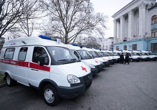 Главврач скорой помощи Севастополя сам себе повысил зарплату