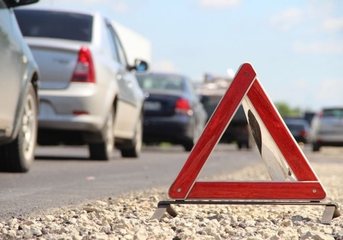 «У водителя ногу свело»: в массовом ДТП в Крыму столкнулись 9 автомобилей ВИДЕО